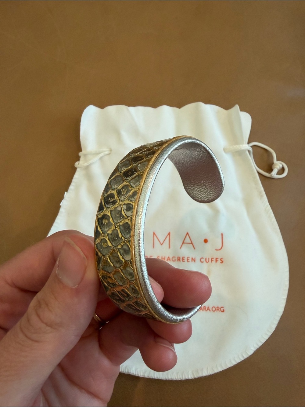 Cashmere Python Lema J cuff - Picture 5 of 5